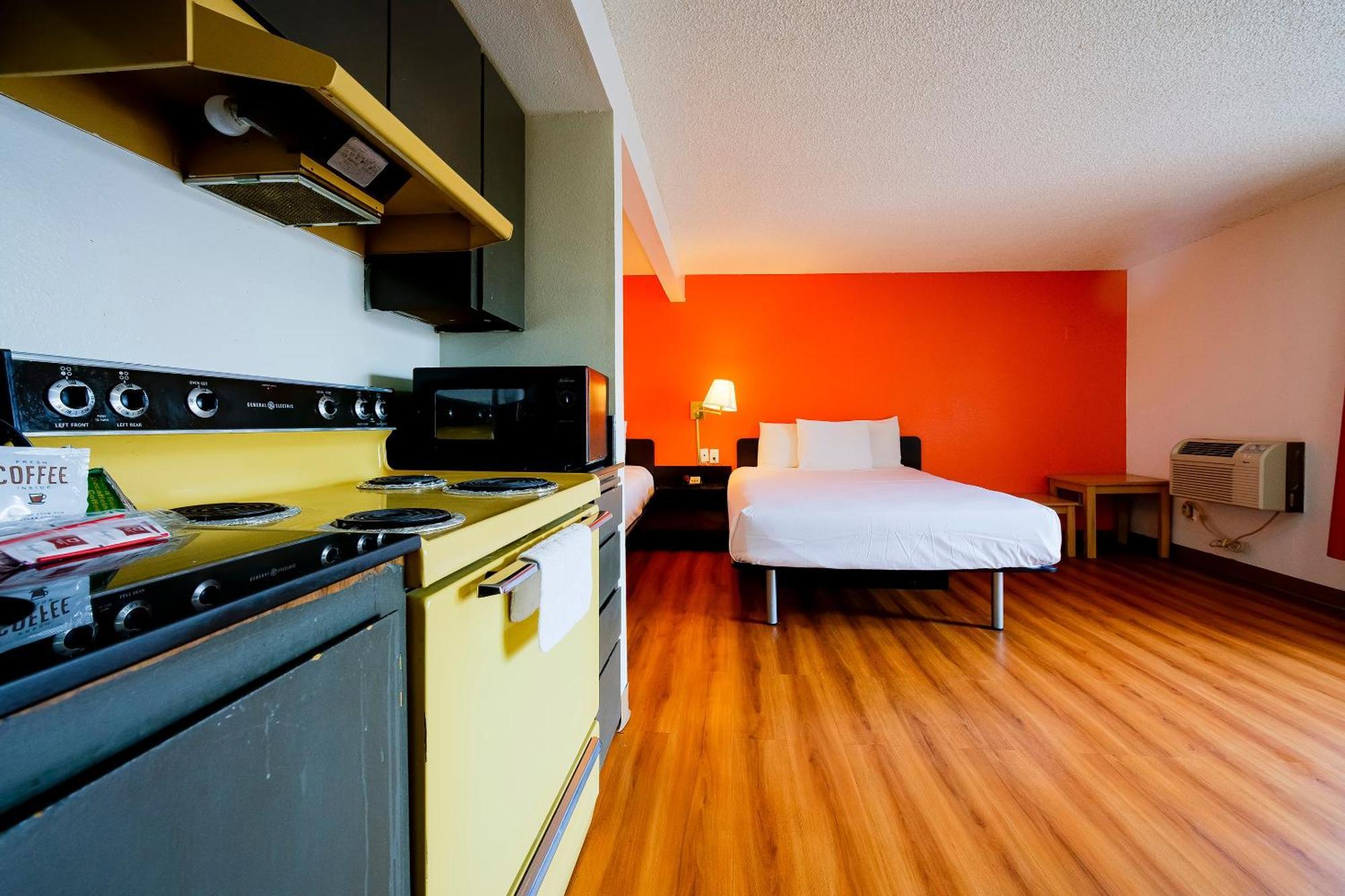 Oyo Hotel Hermiston Or, Downtown ภายนอก รูปภาพ